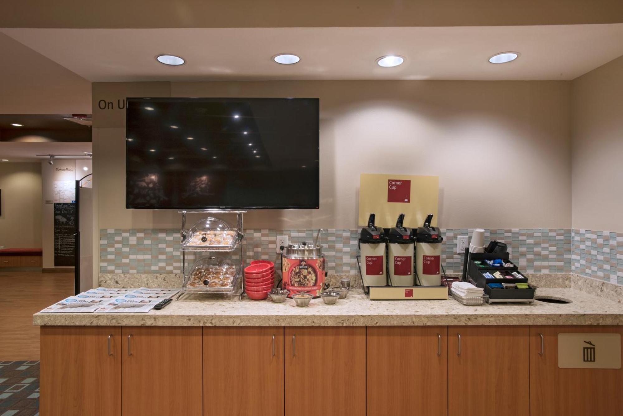 Towneplace Suites By Marriott Des Moines West/Jordan Creek West Des Moines Exteriör bild